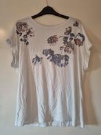 Wit bloemen shirt, Wit, Maat 42/44 (L), Ophalen of Verzenden, Korte mouw