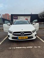 Mercedes-Benz A-Klasse A 180 136pk 7G-DCT 2019 Wit, Auto's, 65 €/maand, 136 pk, 4 cilinders, Wit