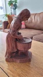 Houten wasvrouw hand carved gesneden figuur uit 1 stuk, Ophalen of Verzenden