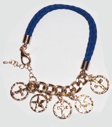 diverse soorten armbanden in allerlei kleuren en prijzen beschikbaar voor biedingen