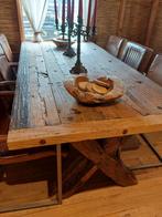 Oud houten eettafel van wagonplanken met 6 lederen stoelen, Ophalen, Zo goed als nieuw