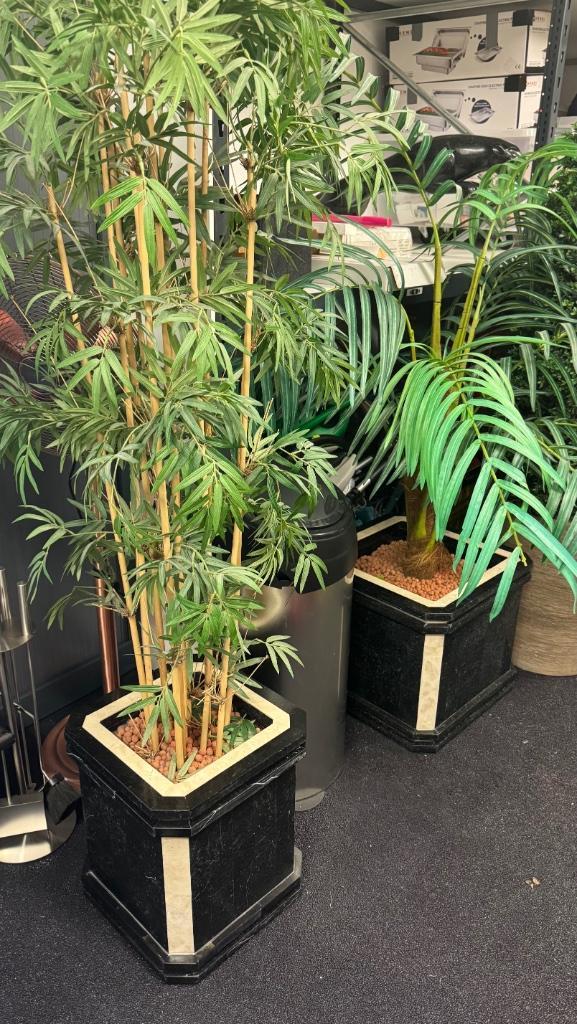 Plantenbak met kunstplant, Huis en Inrichting, Woonaccessoires | Kunstplanten en Kunstbloemen, Zo goed als nieuw, Binnen, Ophalen