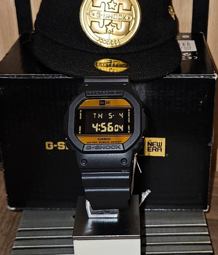 Casio G-Shock DW5600NE New Era - Collectors item, Sieraden, Tassen en Uiterlijk, Horloges | Heren, Ophalen of Verzenden