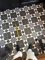 Portugese / retro vloertegels – 8 stuks – 33,5 x 33,5 cm, Doe-het-zelf en Verbouw, Tegels, Keramiek, Ophalen of Verzenden, Zo goed als nieuw