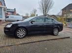 Volkswagen Jetta 2.0 FSI 110KW 2006 Zwart, Auto's, 4 cilinders, 1984 cc, Zwart, Origineel Nederlands
