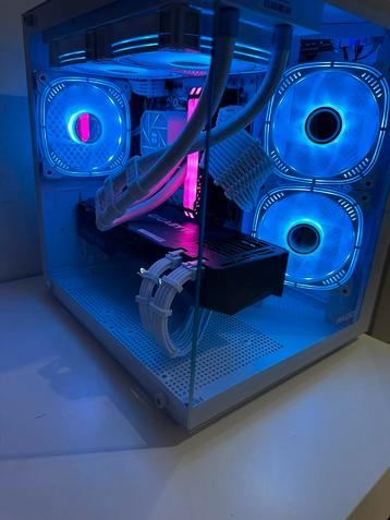 Gaming pc beschikbaar voor biedingen