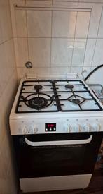 Vrijstaand Gasfornuis met Oven - Goede Staat, Witgoed en Apparatuur, Fornuizen, Gebruikt, Gas, 85 tot 90 cm, Hete lucht
