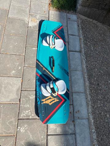 Naish Kiteboard Twintip motion 142x42 beschikbaar voor biedingen
