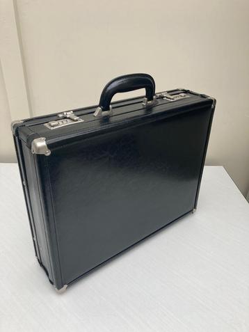 Claymore Attachékoffer Leer Model 1729 Zwart - Expandable beschikbaar voor biedingen
