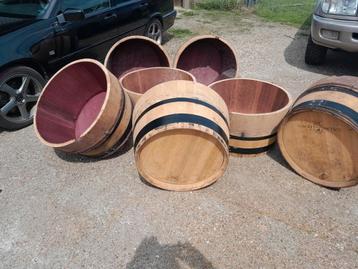 Frans eiken plantenbakken wijnvaten D=73 cm. tot D93 cm. beschikbaar voor biedingen