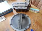 Märklin  7186 en Vollmer 5754.  Draaischijf en loc loods, Hobby en Vrije tijd, Modeltreinen | H0, Wisselstroom, Rails, Ophalen of Verzenden