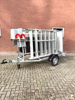 NIEUWSTAAT ! Altrex steiger met aanhanger, Doe-het-zelf en Verbouw, Ophalen, Zo goed als nieuw, Rolsteiger of Kamersteiger, 5 meter of hoger