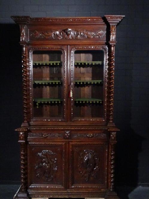grote antieke jachtkast vitrine kast vintage, Verzamelen, Dierenverzamelingen, Gebruikt, Gewei of Kop, Hert, Ophalen