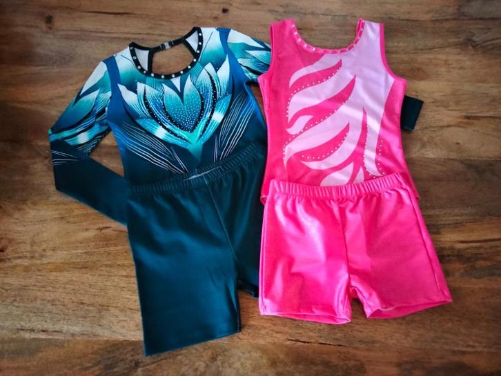 Turnpakjes/gympakjes/turnpakje/turnpak maat 146, Sport en Fitness, Turnen, Zo goed als nieuw, Materiaal, Kindermaat 146 t/m 176