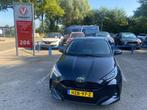 Toyota Yaris 1.5 Hybrid Dynamic | Nieuw ! | Applecarplay | A, 450 kg, Zwart, 1490 cc, Bedrijf