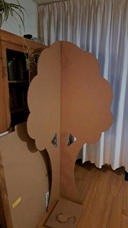 Boom van karton, Kinderen en Baby's, Kinderkamer | Inrichting en Decoratie, Zo goed als nieuw, Wanddecoratie, Ophalen