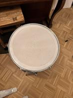 Grote trommel op standaard, Muziek en Instrumenten, Ophalen of Verzenden, Gebruikt, Trommel