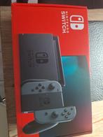 Switch black and grey edition, Spelcomputers en Games, Spelcomputers | Nintendo Switch, Ophalen of Verzenden, Zo goed als nieuw