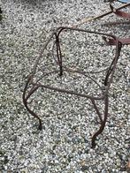 Brocante onderstel klein ( tuin ) tafeltje, Ophalen