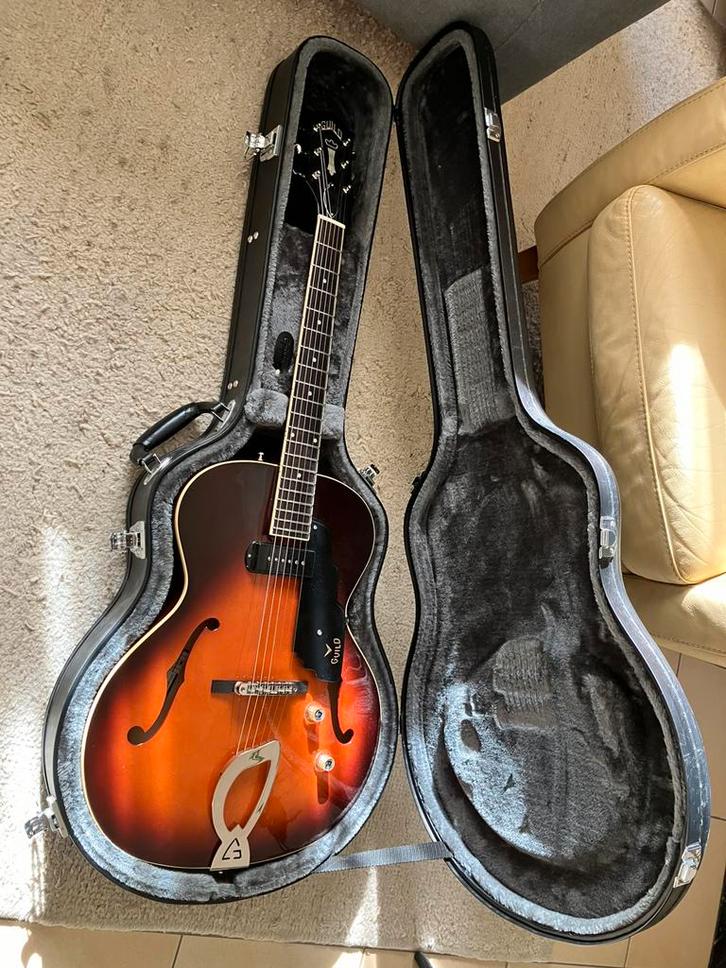 Guild T-50 + koffer te koop (nieuw!), Muziek en Instrumenten, Snaarinstrumenten | Gitaren | Elektrisch, Nieuw, Hollow body, Overige merken