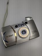 Nikon analoog camera, Audio, Tv en Foto, Fotocamera's Analoog, Ophalen of Verzenden, Zo goed als nieuw, Spiegelreflex, Nikon