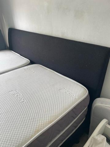 160x200 tweepersoonsbed Matras