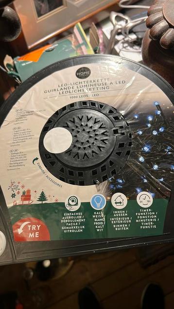 Verlichting, 1000 Leds voor o.a. kerstboom of terras. beschikbaar voor biedingen