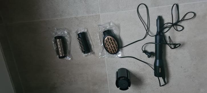 Babyliss föhnborstel, Sieraden, Tassen en Uiterlijk, Uiterlijk | Haarverzorging, Zo goed als nieuw, Föhn of Haardroger, Ophalen