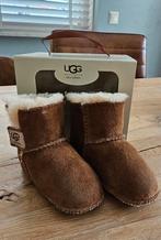 UGG babyschoentjes maat S, Kinderen en Baby's, Babykleding | Schoentjes en Sokjes, Ophalen of Verzenden, Zo goed als nieuw, Jongetje of Meisje