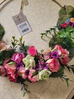 Nieuwe bloemen krans Mrs Bloom zijden bloemen, Heikant 21 Kaatsheuvel, Belle Vieille Brocante, Nieuw, Ophalen of Verzenden