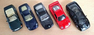 5 modelauto's in goede staat beschikbaar voor biedingen