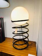 Groot model vintage Woja spiraal lamp bollamp vloerlamp, Huis en Inrichting, Ophalen, A, A, A