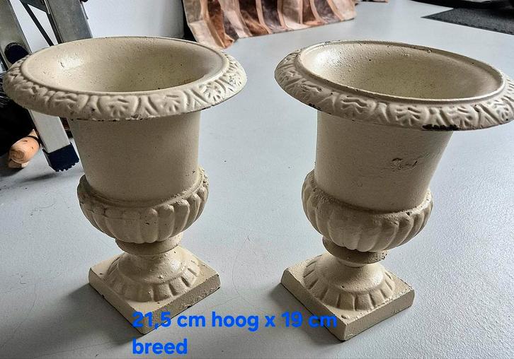 Vaas gietijzer kerst, Diversen, Kerst, Gebruikt, Ophalen