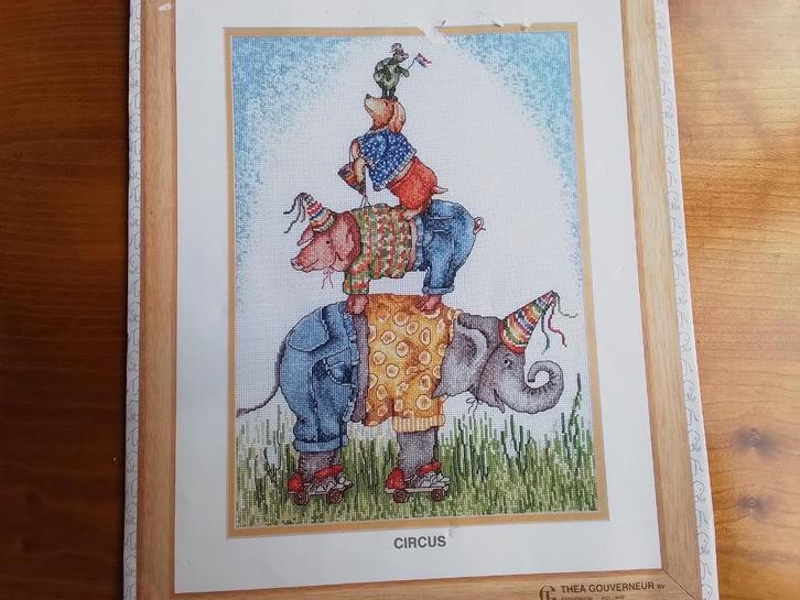 Borduurpakket Circus van Thea Gouverneur, Hobby en Vrije tijd, Borduren en Borduurmachines, Nieuw, Borduurpakket, Ophalen of Verzenden