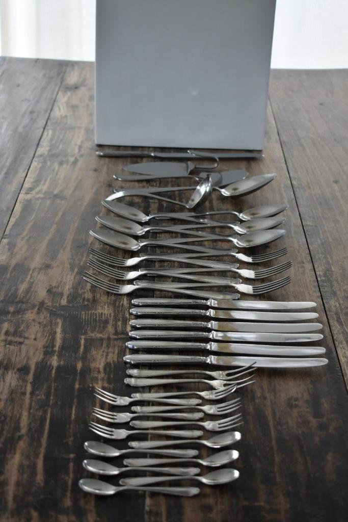 Gero Zilmeta 517 cassette set voor 6 personen plat heft, Antiek en Kunst, Antiek | Bestek, Ophalen of Verzenden