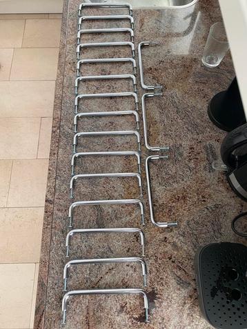 Keukkast gripjes 160mm. Kleur chroom beschikbaar voor biedingen