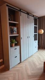 VT Wonen slide barn kasten (2x) veel opbergruimte!, Ophalen, Overige materialen, 200 cm of meer, Zo goed als nieuw