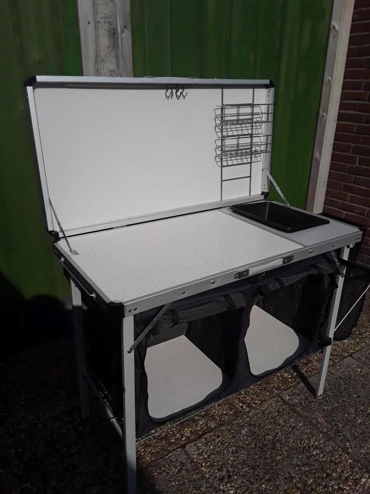Camping keukentje in zeer goede staat, Caravans en Kamperen, Kampeermeubelen, Zo goed als nieuw, Overige, Ophalen