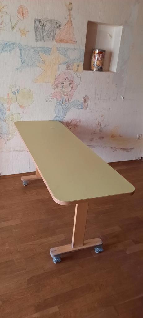 Verrijdbare Tafel - Handig & Praktisch!, Huis en Inrichting, Badkamer | Badkamermeubels, Gebruikt, Overige typen, Minder dan 100 cm