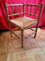 Oud Hollandse drie hoek stoel met biezen zitting, Ophalen