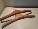 Schattige oude kleerhangers | kledinghaken, Antiek en Kunst, Ophalen