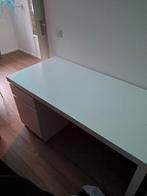 Witte bureau, Huis en Inrichting, Bureaus, Ophalen, Zo goed als nieuw, Bureau