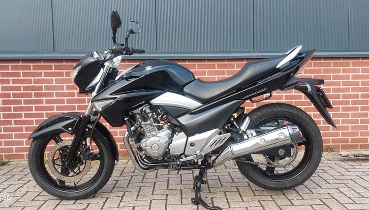 SNOEPJE A2 35kw INAZUMA 250 beurt +nwe. banden , inruil kan, Motoren, Motoren | Suzuki, Bedrijf, Toermotor, 12 t/m 35 kW, 2 cilinders