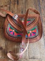 BOHO hip en kleurig en leer!, Ophalen of Verzenden, Zo goed als nieuw, Bruin, Schoudertasje