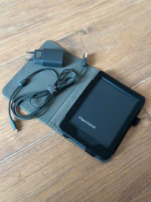 Kobo Nia e-reader compleet met hoes, oplader en kabel, Computers en Software, E-readers, Zo goed als nieuw, 6 inch of minder, 8 GB