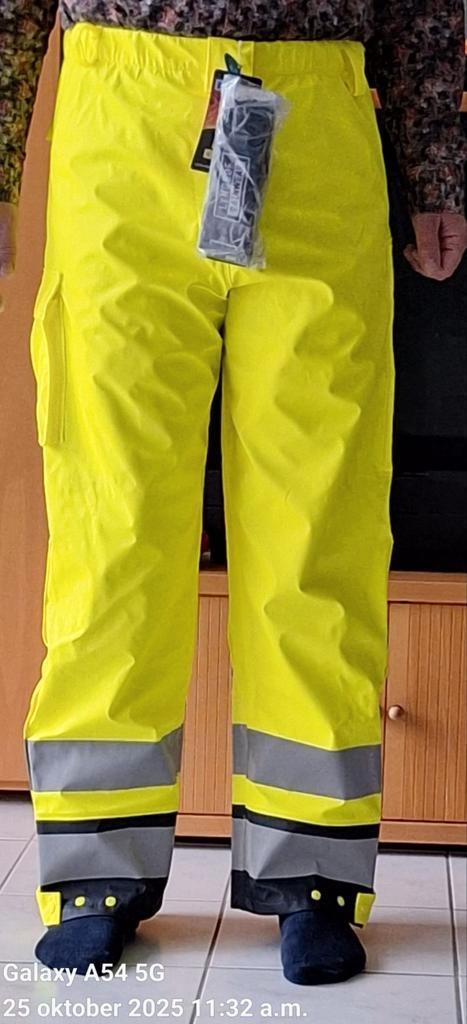 Regenbroek Mt. L -Lyngsoe Nieuw! Veiligheid-Vlamvertragend., Doe-het-zelf en Verbouw, Veiligheidskleding, Nieuw, Ophalen of Verzenden