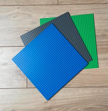 3 LEGO basis platen / plateau’s beschikbaar voor biedingen