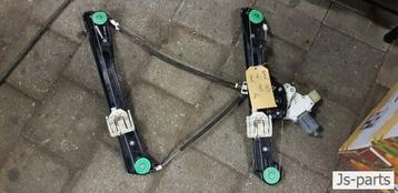 Raammechanisme met motor rechts voor BMW 1-serie E87 beschikbaar voor biedingen