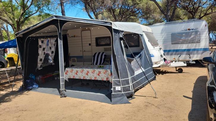 Hobby de Luxe 400, Blanes/Malgrat de Mar, Caravans en Kamperen, Tenten, tot en met 4, Gebruikt, Ophalen