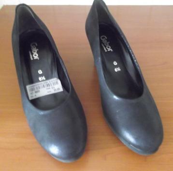 Gabor pumps maat 6 1/2 = mt 40 nieuw beschikbaar voor biedingen